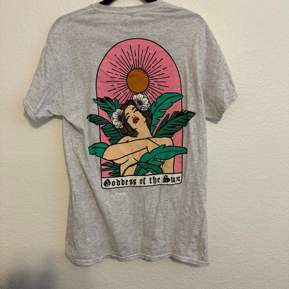 hnr Tops - Gray Short Sleeve Tee with Pink Graphic